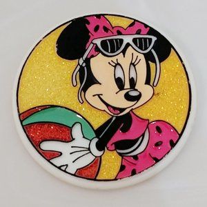 Vintage Minnie Mouse At The Beach Plastic Pinback Button